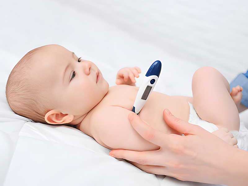 تب در نوزادان زیر سه ماه